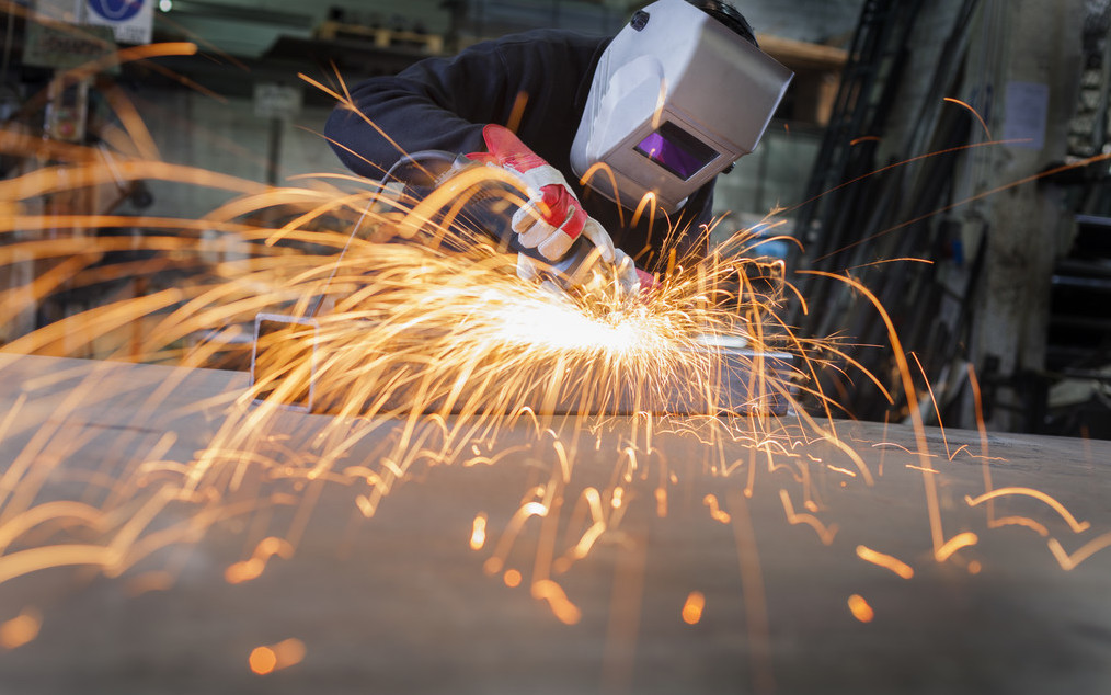 鋼結構廠家勞動生產(chǎn)率及經(jīng)濟效益分析