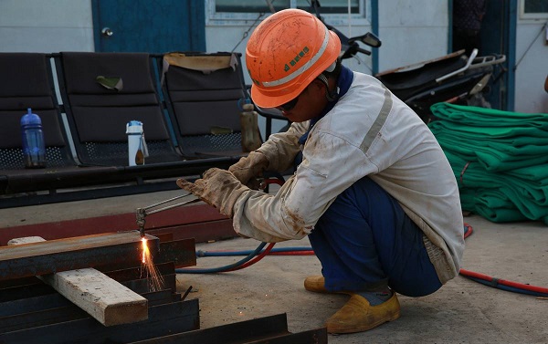 鋼結(jié)構(gòu)加工中焊縫裂紋這樣處理，簡(jiǎn)單實(shí)用